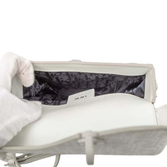 Christian Dior Lady Dior Medium Shoulder Bag White Leather  CHRISTIAN DIOR White Leather Shoulder Bag